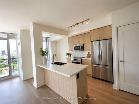 Photo 4 at 1902 - 825 Church Street, Moore Park, Toronto