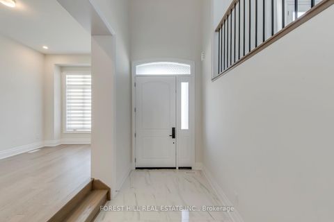 Photo 2 at 35 Gianvito Crescent, King City, King