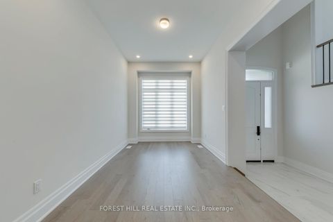 Photo 3 at 35 Gianvito Crescent, King City, King