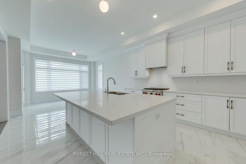 Photo 9 at 35 Gianvito Crescent, King City, King