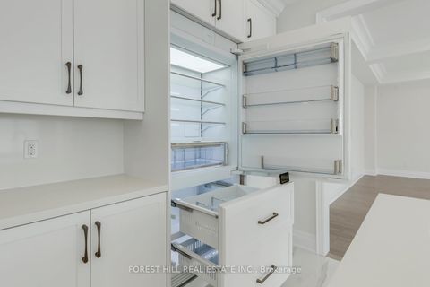 Photo 15 at 35 Gianvito Crescent, King City, King