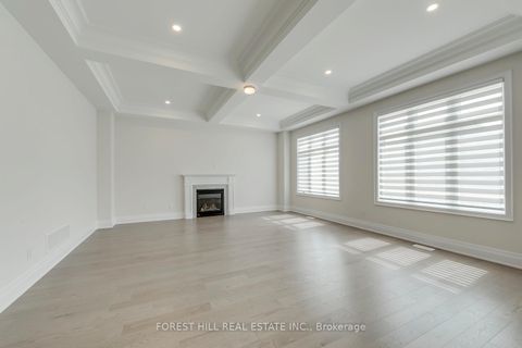 Photo 17 at 35 Gianvito Crescent, King City, King