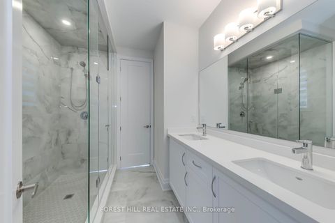 Photo 32 at 35 Gianvito Crescent, King City, King