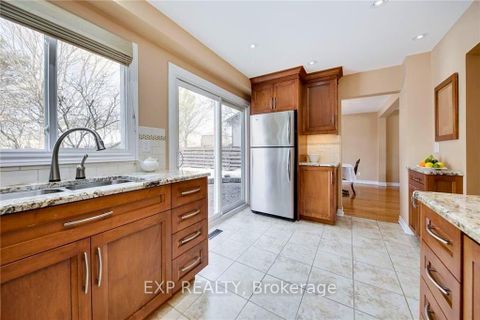 Photo 2 at 113 Oren Boulevard, Sunnidale, Barrie