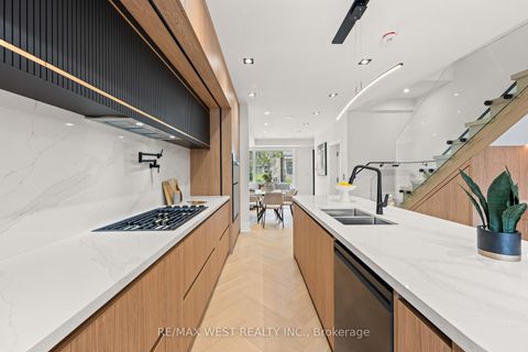Photo 22 at 15 Cruikshank Avenue, Danforth, Toronto
