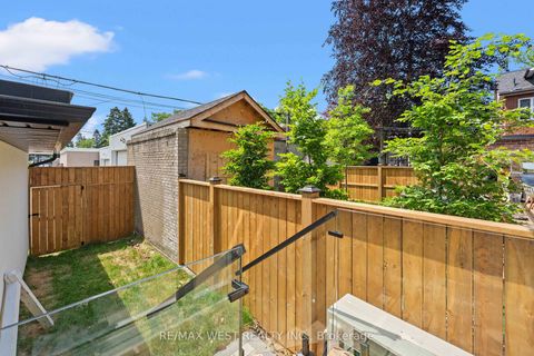 Photo 29 at 15 Cruikshank Avenue, Danforth, Toronto