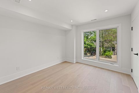 Photo 39 at 15 Cruikshank Avenue, Danforth, Toronto