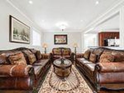 Photo 9 at 20 Elinor Avenue, Maryvale, Toronto