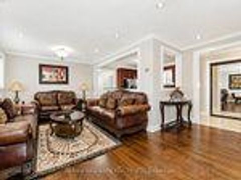 Photo 10 at 20 Elinor Avenue, Maryvale, Toronto