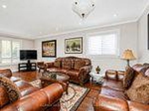Photo 12 at 20 Elinor Avenue, Maryvale, Toronto