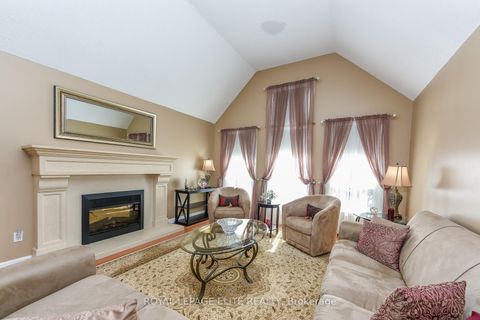 Photo 5 at 67 Elmbrook Crescent, West Deane, Toronto