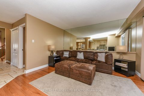 Photo 12 at 67 Elmbrook Crescent, West Deane, Toronto