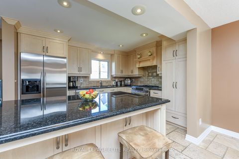 Photo 14 at 67 Elmbrook Crescent, West Deane, Toronto