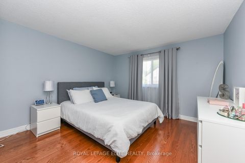 Photo 19 at 67 Elmbrook Crescent, West Deane, Toronto