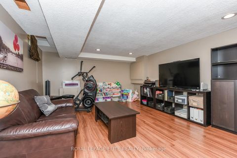 Photo 28 at 67 Elmbrook Crescent, West Deane, Toronto