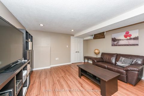 Photo 30 at 67 Elmbrook Crescent, West Deane, Toronto
