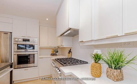 Photo 9 at 786 Euclid Avenue, Annex, Toronto