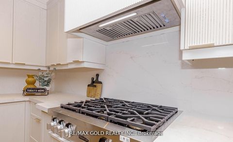 Photo 12 at 786 Euclid Avenue, Annex, Toronto