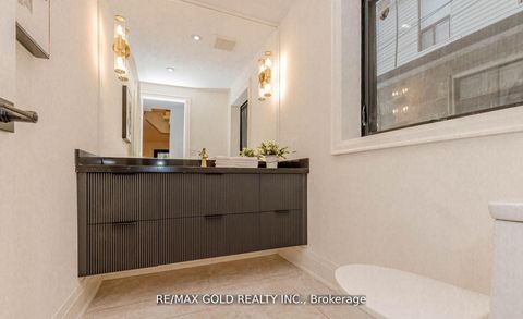 Photo 17 at 786 Euclid Avenue, Annex, Toronto