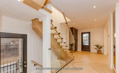 Photo 18 at 786 Euclid Avenue, Annex, Toronto
