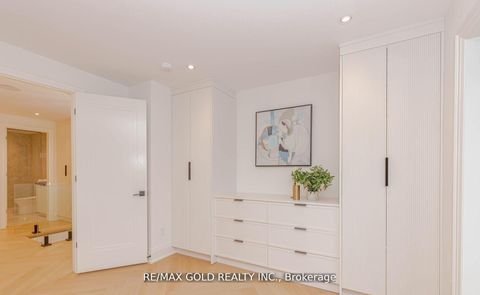 Photo 22 at 786 Euclid Avenue, Annex, Toronto