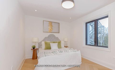 Photo 23 at 786 Euclid Avenue, Annex, Toronto