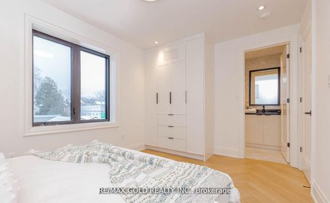 Photo 24 at 786 Euclid Avenue, Annex, Toronto