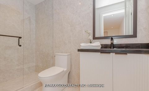 Photo 25 at 786 Euclid Avenue, Annex, Toronto