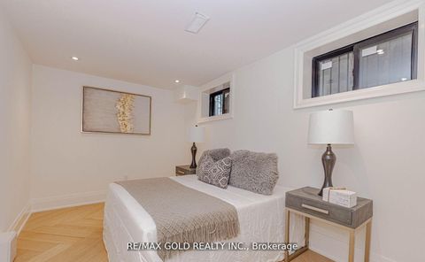 Photo 37 at 786 Euclid Avenue, Annex, Toronto