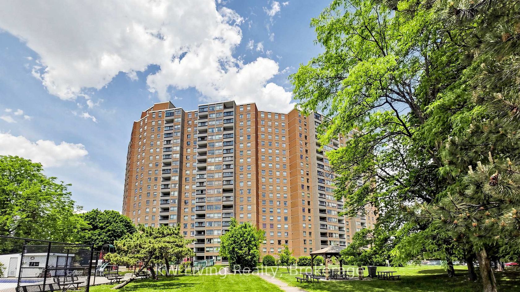 804 - 625 The West Mall, West Deane, Toronto photo number 2