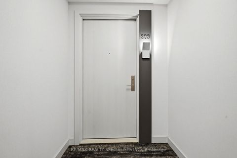Photo 6 at 303 - 30 Samuel Wood Way, City Centre West, Toronto