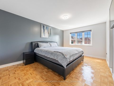 Photo 15 at 49 Loire Valley Avenue, Patterson, Vaughan