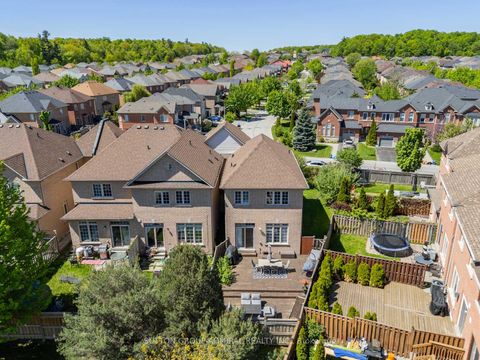 Photo 40 at 49 Loire Valley Avenue, Patterson, Vaughan