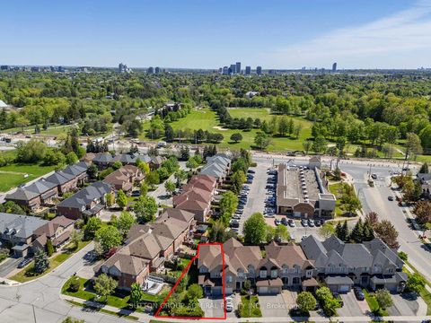 Photo 46 at 49 Loire Valley Avenue, Patterson, Vaughan