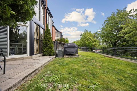 Photo 19 at 8 - 100 Arbors Lane, West Woodbridge, Vaughan