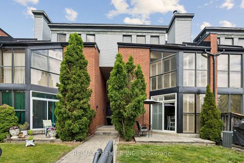 Photo 32 at 8 - 100 Arbors Lane, West Woodbridge, Vaughan