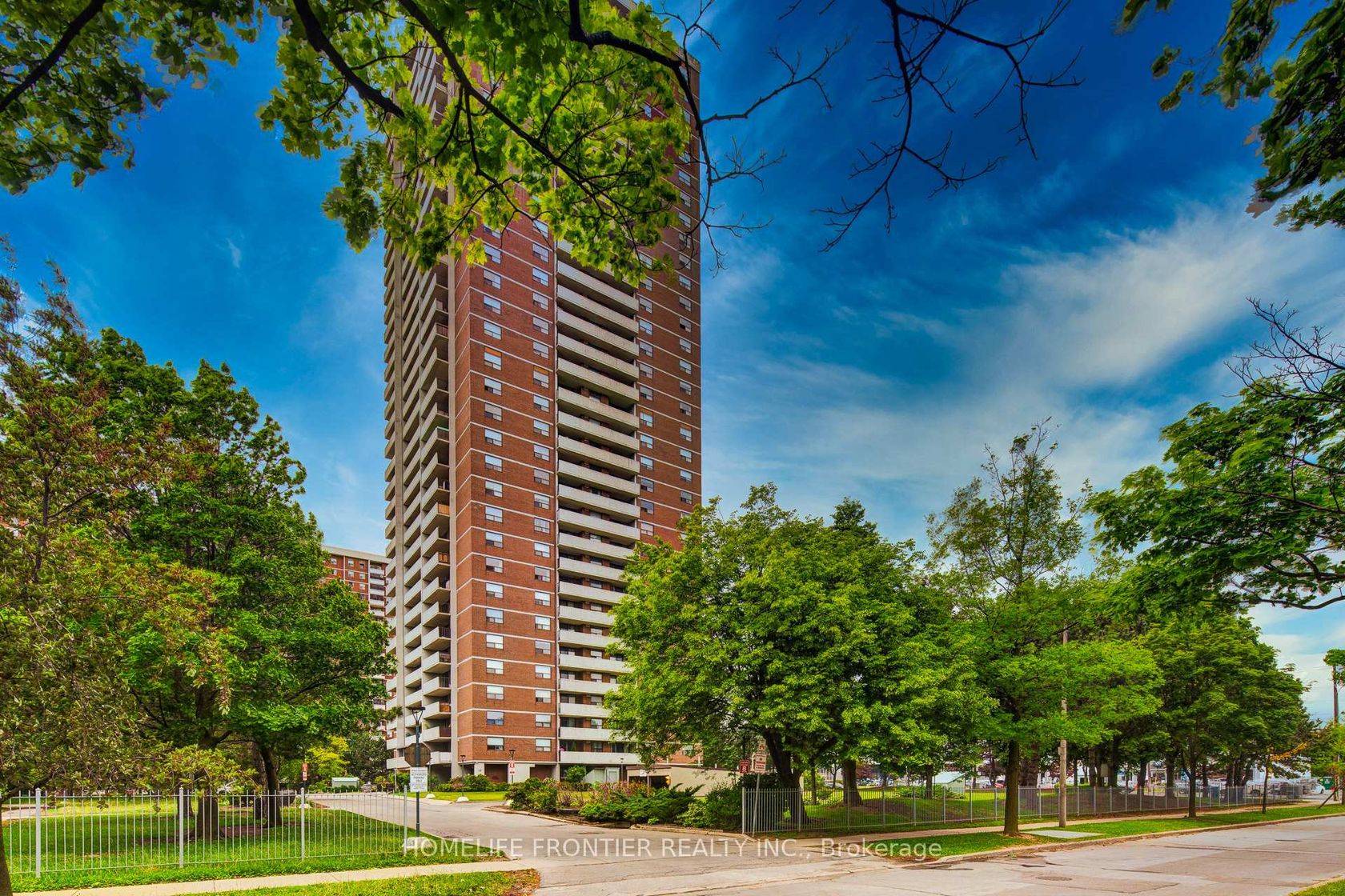 608 - 10 Tangreen Court, Newtonbrook West, Toronto photo number 2