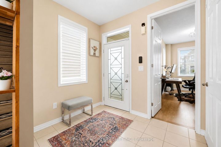 Photo 1 at 44 Stillwater Crescent, Waterdown, Hamilton