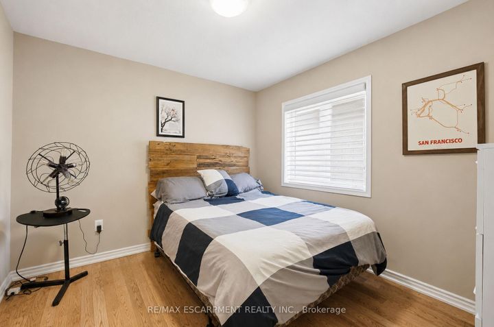 Photo 15 at 44 Stillwater Crescent, Waterdown, Hamilton