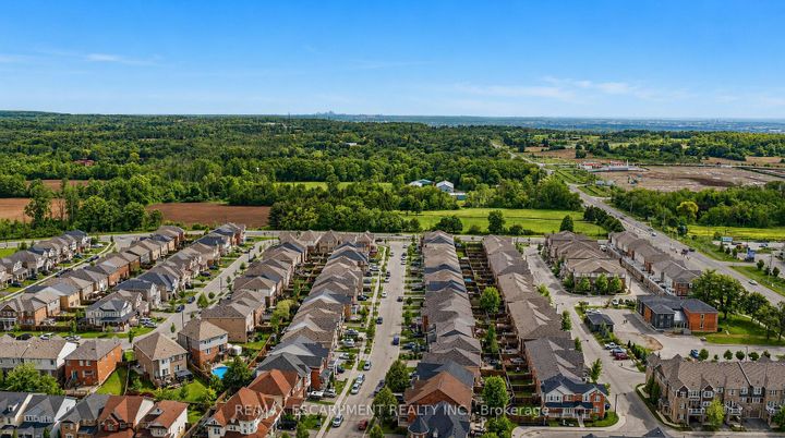 Photo 23 at 44 Stillwater Crescent, Waterdown, Hamilton