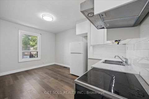 Photo 8 at 1089-1091 Dovercourt Road, Junction, Toronto