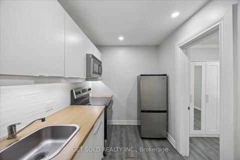 Photo 13 at 1089-1091 Dovercourt Road, Junction, Toronto
