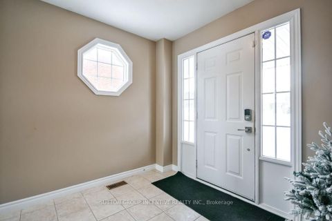 Photo 5 at 36 Nicklaus Drive, East Bayfield, Barrie