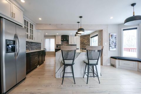 Photo 9 at 36 Nicklaus Drive, East Bayfield, Barrie
