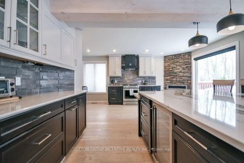 Photo 13 at 36 Nicklaus Drive, East Bayfield, Barrie