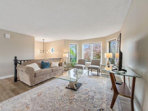 Photo 4 at 18 Nugent Court, Northwest, Barrie