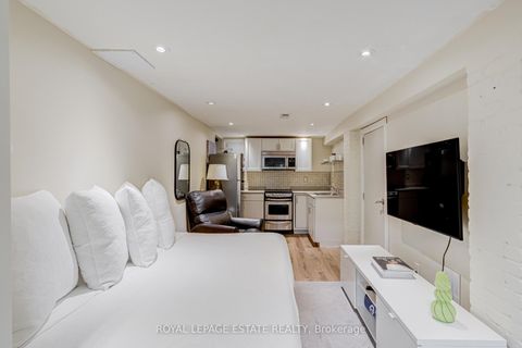 Photo 26 at 47 Bowmore Road, Woodbine Corridor, Toronto