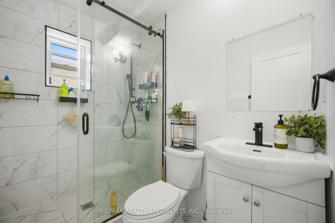 Photo 26 at 298 South Kingsway, Swansea, Toronto