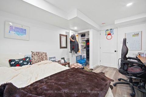 Photo 39 at 298 South Kingsway, Swansea, Toronto