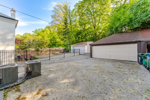Photo 43 at 298 South Kingsway, Swansea, Toronto